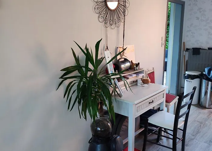 Maison Jardin Calme Ferienhaus *